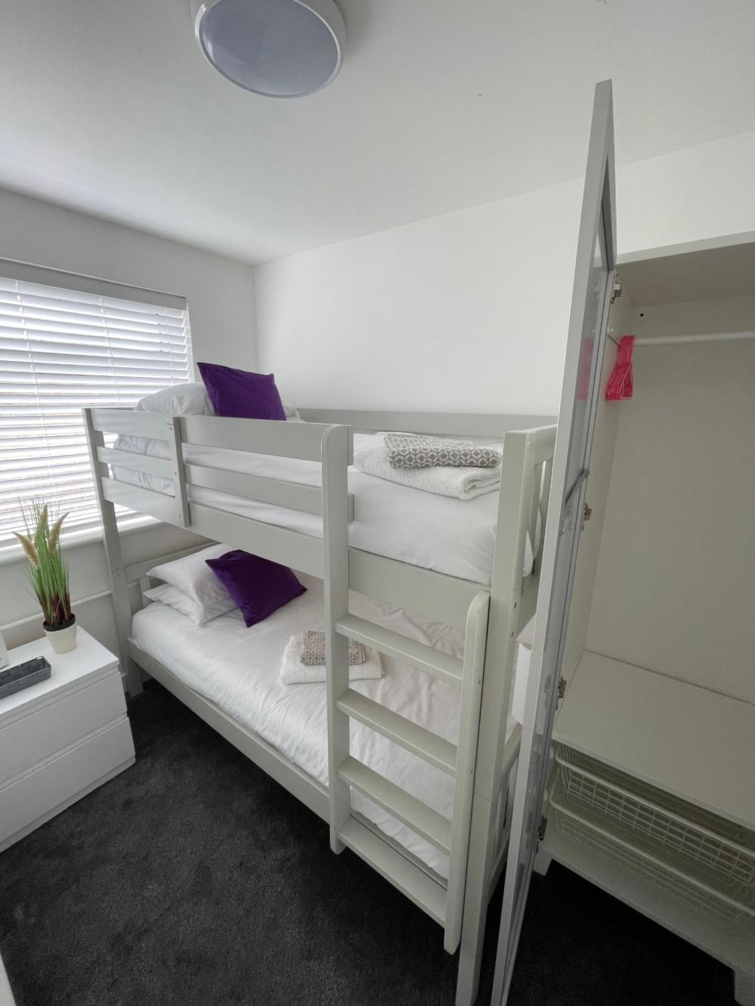 Look No Further Gorgeous Newly Renovated Contemporary Chalet Sandown Bay Holiday Centre Екстер'єр фото